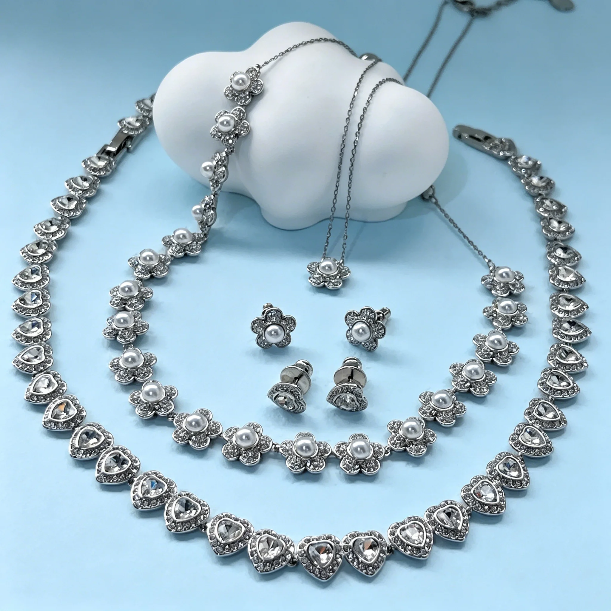 Original 2026 New Pearl Dragonfly Series Necklace Earrings Bracelet Rings Luxurious Fine Jewelry Sets Perfect for Women Weddings
Original 2026 New Pearl Dragonfly Series Necklace Earrings Bracelet Rings Luxurious Fine Jewelry Sets Perfect for Women Weddings