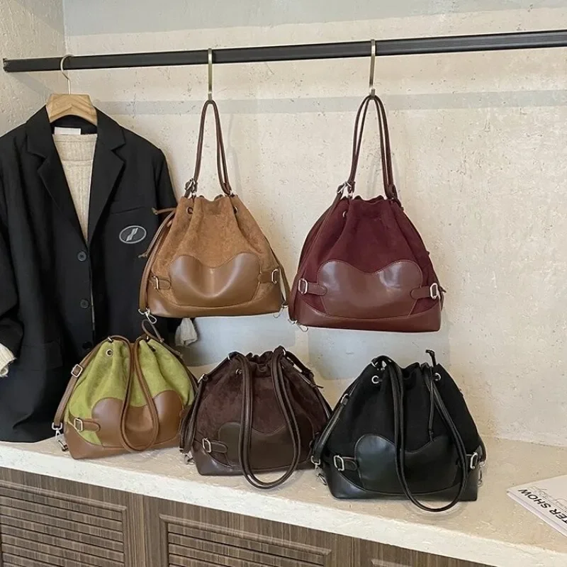 Trendy Fashion Letter Logo Diaper Bags For Ladies Luxury Designer Vintage Crossbody Bag Elegant Casual Leather Tote
Trendy Fashion Letter Logo Diaper Bags For Ladies Luxury Designer Vintage Crossbody Bag Elegant Casual Leather Tote