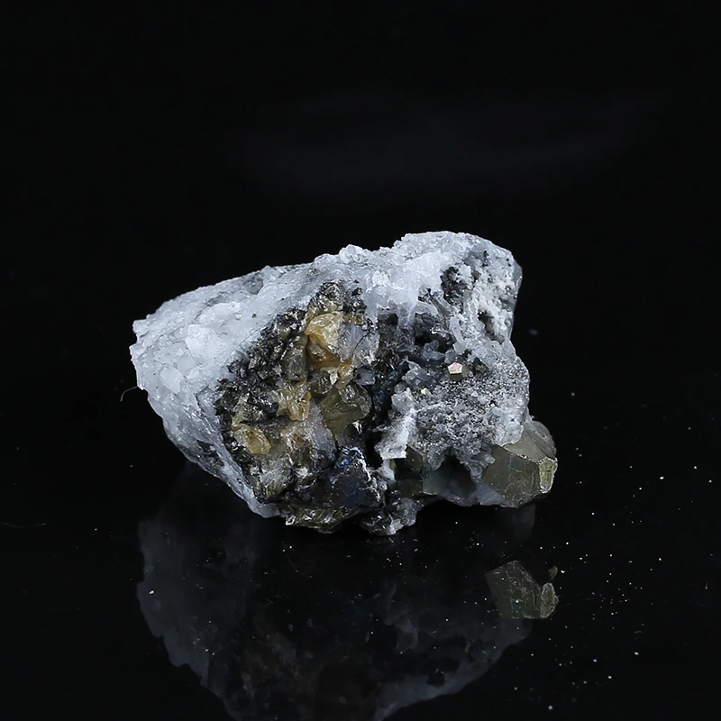 Natural DIY Jewelry Drusy Quartz With Pyrite Raw Material Gemstone Crystal Cluster Gifts Mineral Specimens 47x33x53mm 70.5g
Natural DIY Jewelry Drusy Quartz With Pyrite Raw Material Gemstone Crystal Cluster Gifts Mineral Specimens 47x33x53mm 70.5g