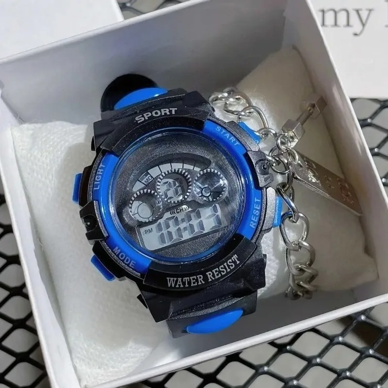 Водонепроницаемые электронные часы для детей, красочные светящиеся циферблаты, многофункциональные часы, подарки для мальчиков и девочек
Водонепроницаемые электронные часы для детей, красочные светящиеся циферблаты, многофункциональные часы, подарки для мальчиков и девочек