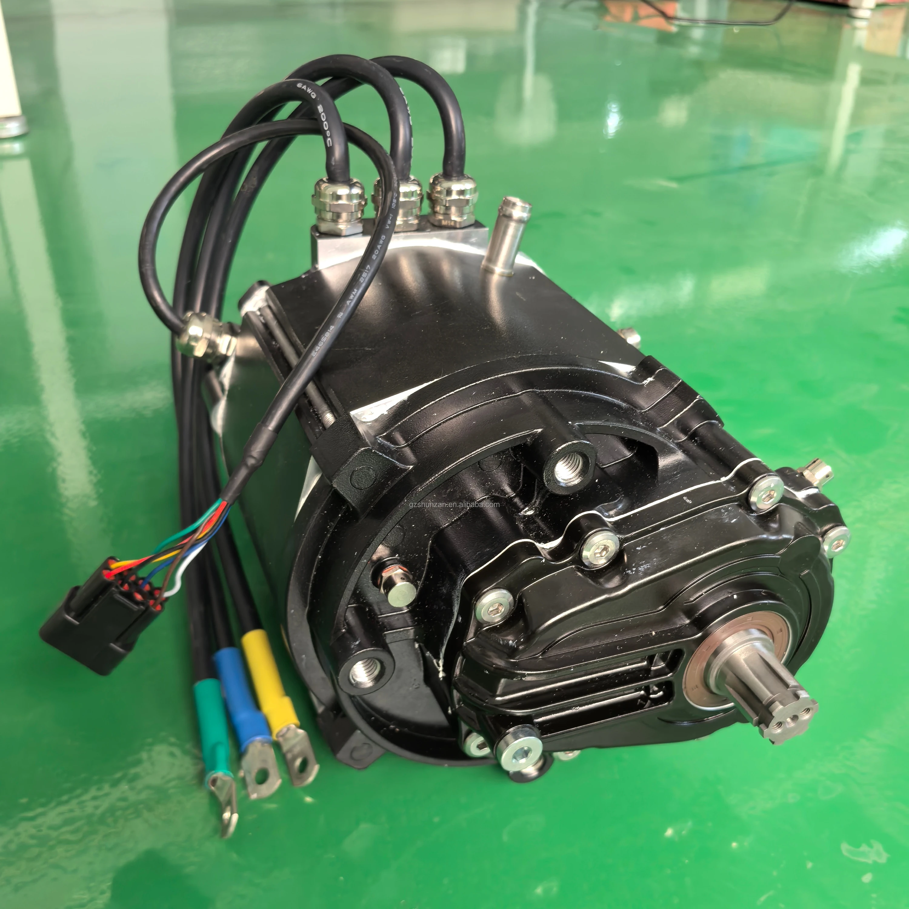 Applicable Drone Accessories120VDC Max Power 40KW Rated 20KW Brushless DC Motor For High-Speed E-Bikes Electric Boats Racing Mot
Applicable Drone Accessories120VDC Max Power 40KW Rated 20KW Brushless DC Motor For High-Speed E-Bikes Electric Boats Racing Mot