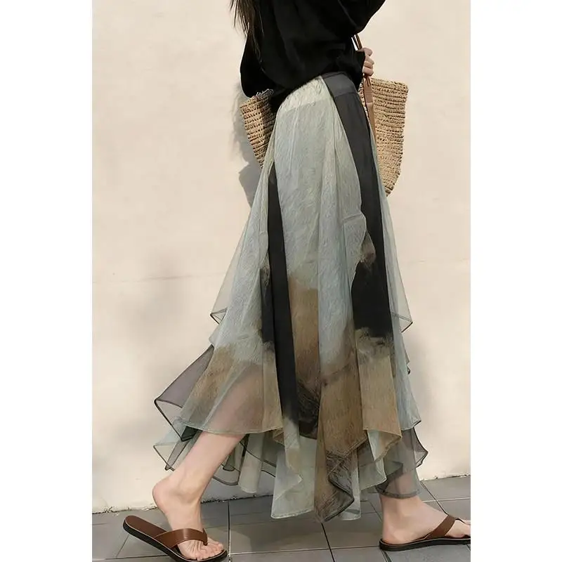 Retro Berkeley Printed Half Skirt Women's Summer New Style Pear Shaped Asymmetrical Hem Splicing Gradient High Waist Long Sleeve
Retro Berkeley Printed Half Skirt Women's Summer New Style Pear Shaped Asymmetrical Hem Splicing Gradient High Waist Long Sleeve