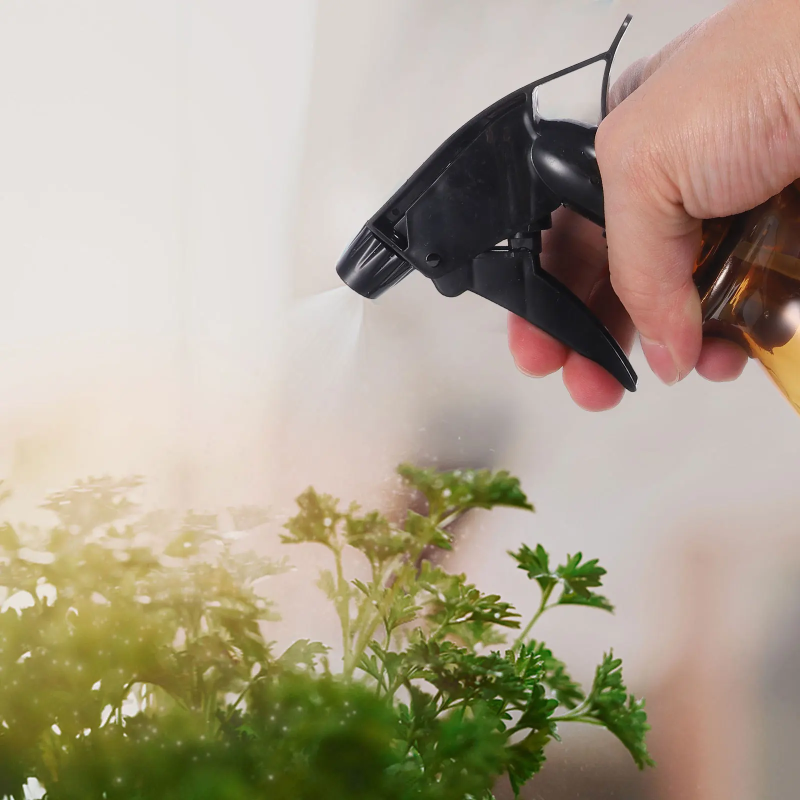 2pcs Portable Watering Cans Hand Press Sprayers For Garden Balcony Planting Reusable Plastic Watering Bottles Gardening Supplies 
2pcs Portable Watering Cans Hand Press Sprayers For Garden Balcony Planting Reusable Plastic Watering Bottles Gardening Supplies