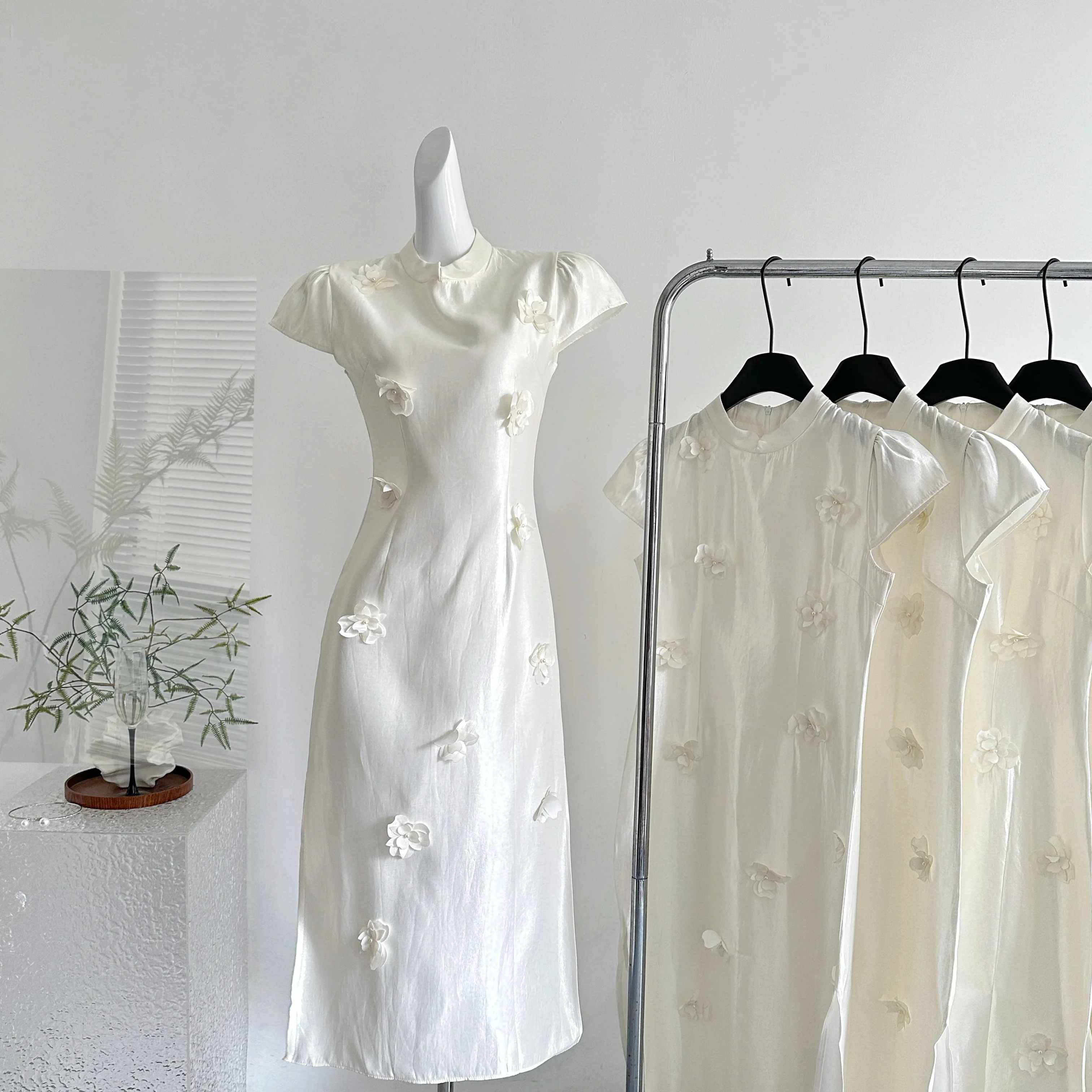 Temperament Cheongsam Women's Elegant Jacquard Qipao Improved New Chinese Style Dress Fashion Vintage Dresses
Temperament Cheongsam Women's Elegant Jacquard Qipao Improved New Chinese Style Dress Fashion Vintage Dresses