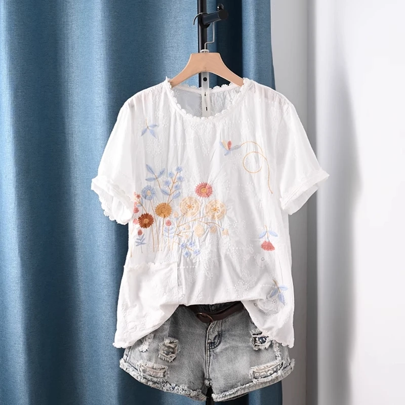 2025 Designer woman clothing bohemian white beige flower embroidery shirts and blouses for women cottot pullover
2025 Designer woman clothing bohemian white beige flower embroidery shirts and blouses for women cottot pullover