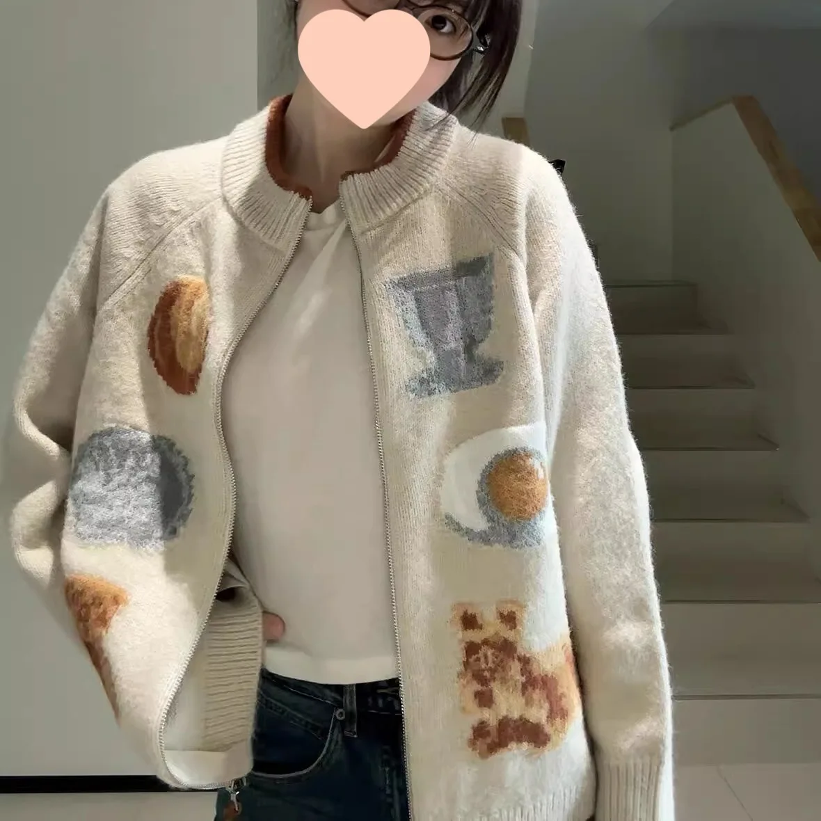 Вязаный открытый кардиган в американском студенческом стиле, женская осенне-зимняя верхняя одежда на молнии, свитер с кисточками, куртка, свободный ленивый дизайн
Вязаный открытый кардиган в американском студенческом стиле, женская осенне-зимняя верхняя одежда на молнии, свитер с кисточками, куртка, свободный ленивый дизайн