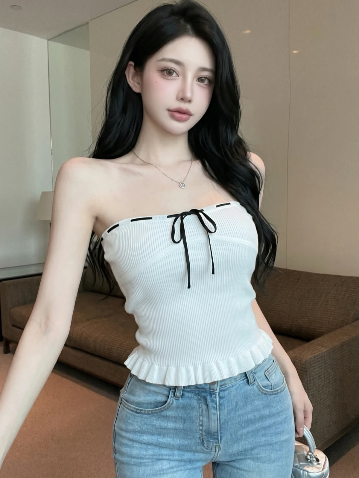 Summer New Style Women's Knitted Tube Top with Bowtie Slimming Back Knot Vest Short Sleeveless Pure Color
Summer New Style Women's Knitted Tube Top with Bowtie Slimming Back Knot Vest Short Sleeveless Pure Color