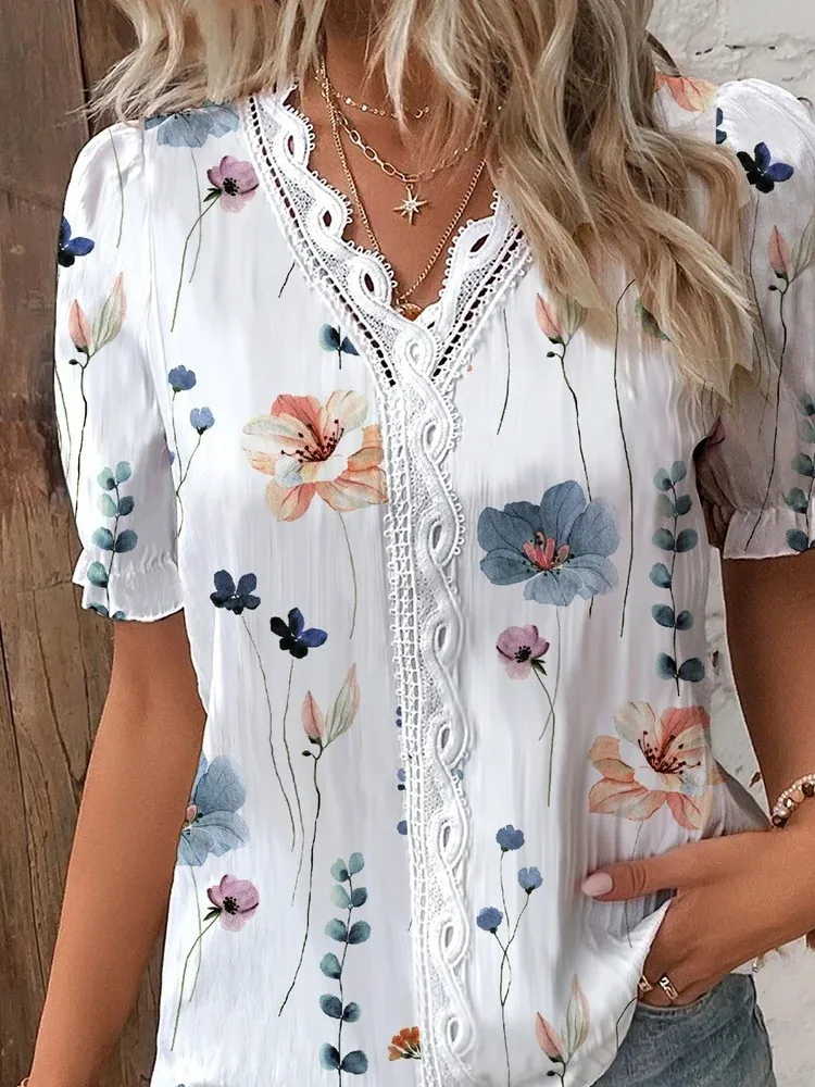 Spring Summer T Shirts Women New Flower Printing Lace Tops And V-Neck Short Sleeve Fashion Slim Casual Loose Female's Tees 2024
Spring Summer T Shirts Women New Flower Printing Lace Tops And V-Neck Short Sleeve Fashion Slim Casual Loose Female's Tees 2024