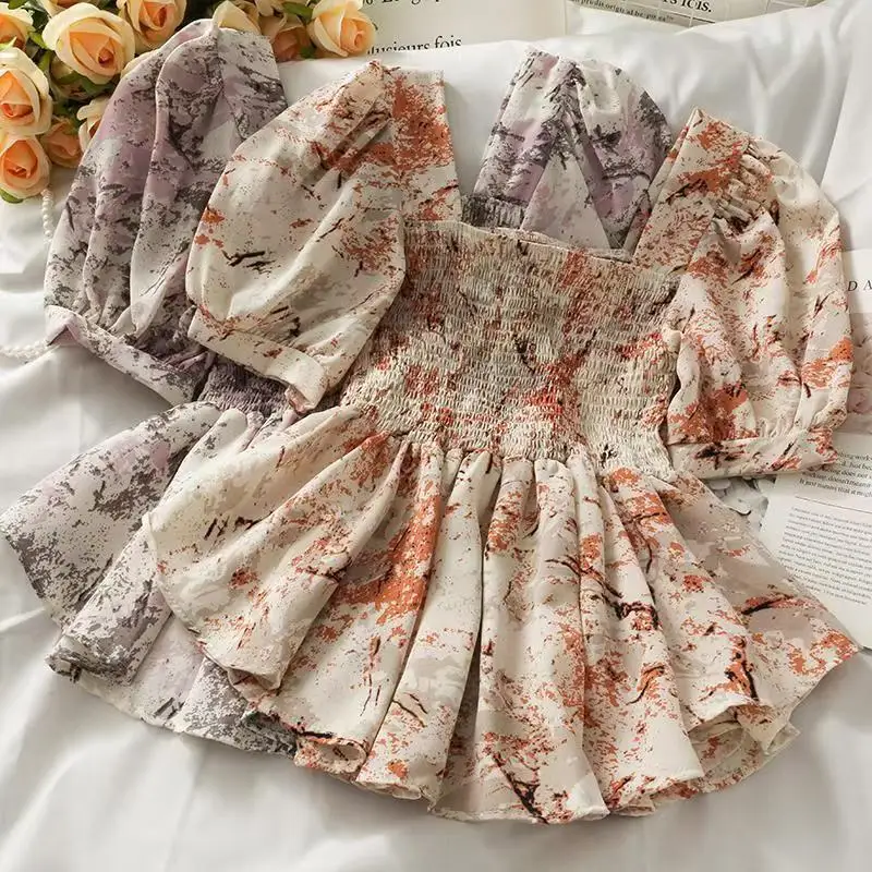 Summer Pleated Chiffon Blouses Women Shirt Casual Backless Short Sleeved Top Sweet Clothes
Summer Pleated Chiffon Blouses Women Shirt Casual Backless Short Sleeved Top Sweet Clothes