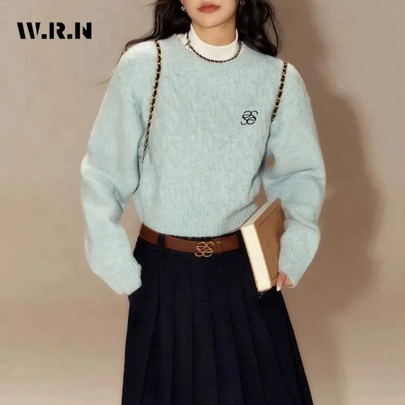2025 Winter Elegant Sweet Round Neck Knitting Long Sleeve Blue Pullovers Women Basics Chic Ladies Slim Fit Sweater Short Top
2025 Winter Elegant Sweet Round Neck Knitting Long Sleeve Blue Pullovers Women Basics Chic Ladies Slim Fit Sweater Short Top