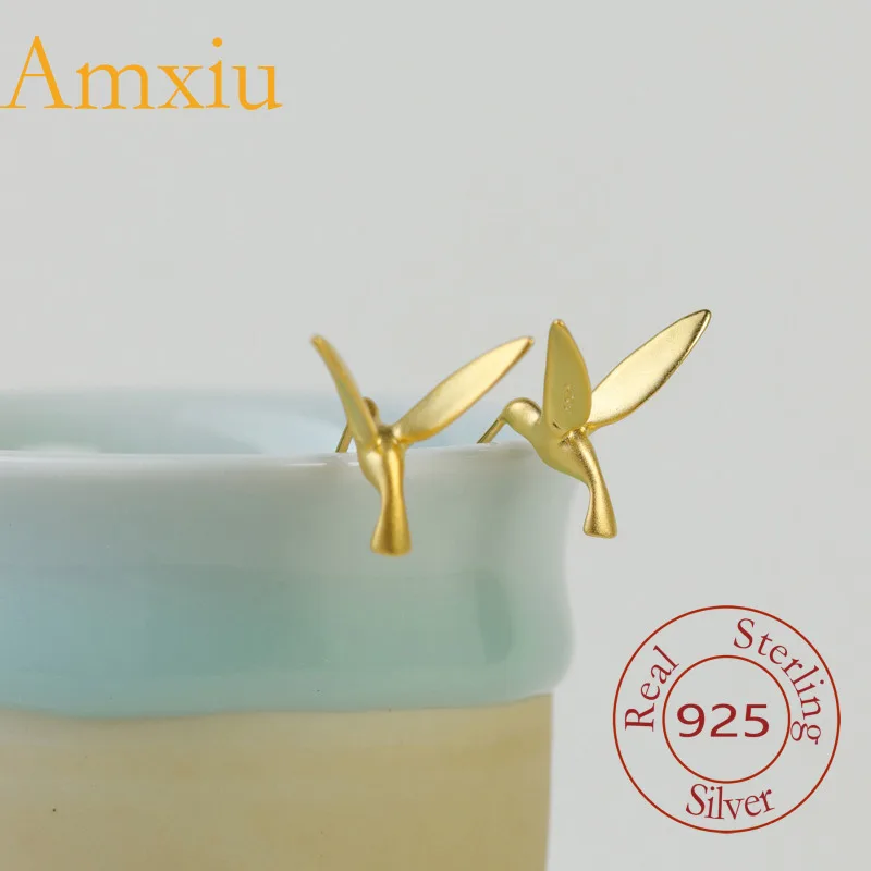 Amxiu Sterling Silver 925 Moment Simple Elegant Niche Design Hummingbird Bird Stud Earrings Birthday Party
Amxiu Sterling Silver 925 Moment Simple Elegant Niche Design Hummingbird Bird Stud Earrings Birthday Party