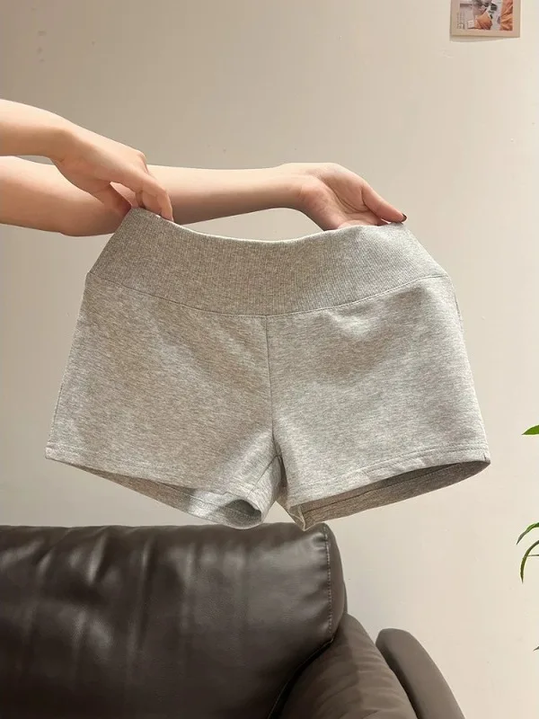 plus Size Sporty Low Waist A-Line Short Pants Women's Casual Wear Summer Slimming Effect Comfortable Breathable Korean Style
plus Size Sporty Low Waist A-Line Short Pants Women's Casual Wear Summer Slimming Effect Comfortable Breathable Korean Style
