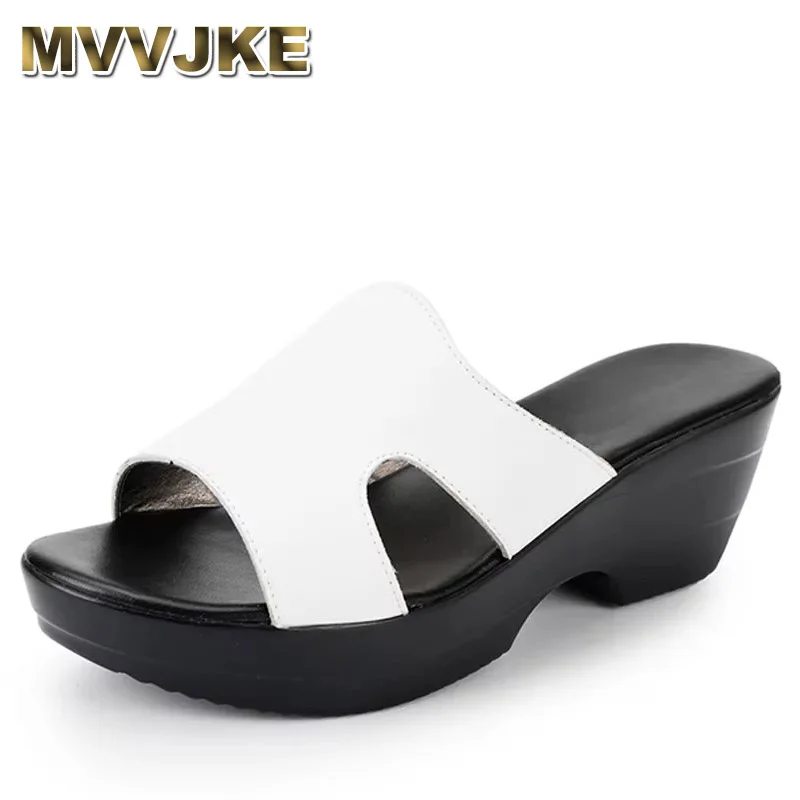 2025 Women Slipper Sandals Wedges Platform Genuine Leather Peep toe Female Sandals Ladies clogs Summer Shoes
2025 Women Slipper Sandals Wedges Platform Genuine Leather Peep toe Female Sandals Ladies clogs Summer Shoes