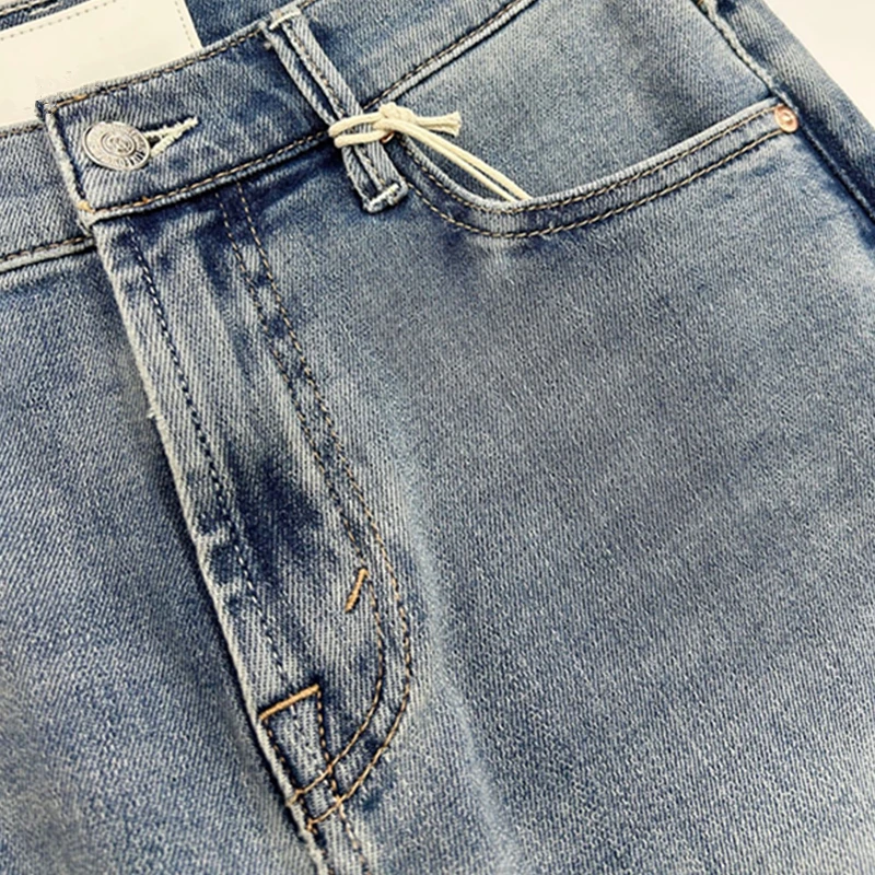 Dave&di Summer Spring Minimalist Women's Wide Leg Jeans Retro Mid Waist Wide Leg Denim Pants Loose Cropped Jeans For Women
Dave&di Summer Spring Minimalist Women's Wide Leg Jeans Retro Mid Waist Wide Leg Denim Pants Loose Cropped Jeans For Women
