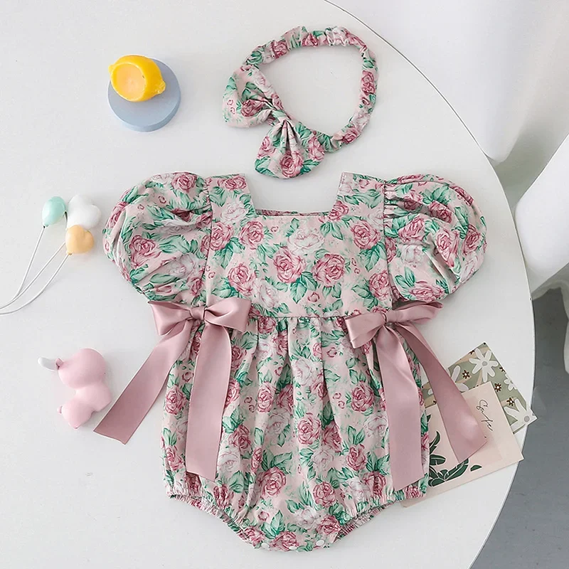 Summer Baby Girls Clothes Toddler Baby Girl Bodysuits+Hair band Short Sleeved Cotton Floral Printing Infant Baby Girls Jumpsuit
Summer Baby Girls Clothes Toddler Baby Girl Bodysuits+Hair band Short Sleeved Cotton Floral Printing Infant Baby Girls Jumpsuit