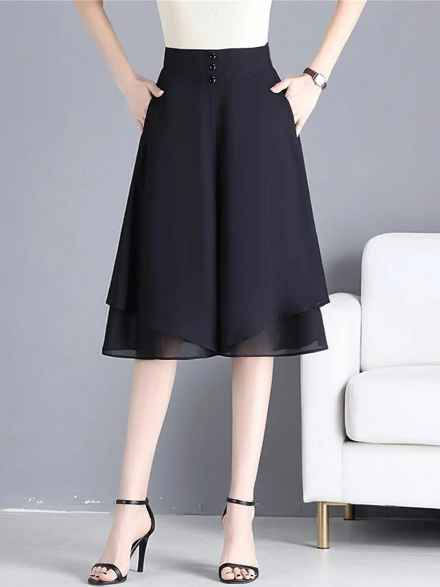 Five-Quarter Casual Silk Chiffon Wide Leg Pants Women's Summer New Style High Waist Elastic Waist Versatile Mom Casual Skirt ...
Five-Quarter Casual Silk Chiffon Wide Leg Pants Women's Summer New Style High Waist Elastic Waist Versatile Mom Casual Skirt ...