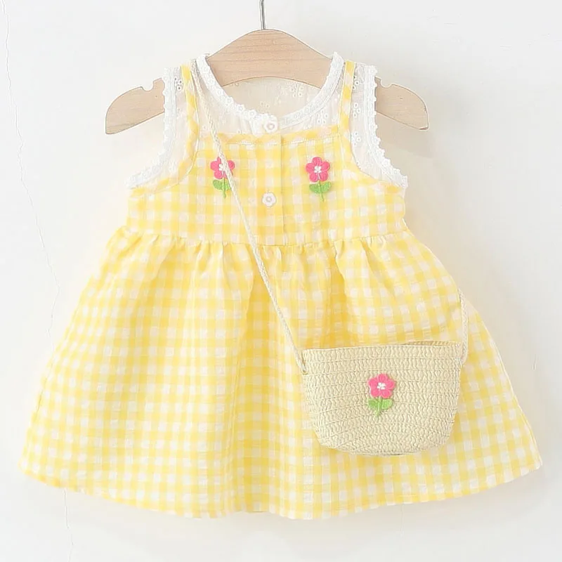 2Piece Sets Summer Kids Clothes Girls Korean Fashion Cute Plaid Flower Sleeveless Cotton Baby Dresses+Bag Princess Dress B029
2Piece Sets Summer Kids Clothes Girls Korean Fashion Cute Plaid Flower Sleeveless Cotton Baby Dresses+Bag Princess Dress B029