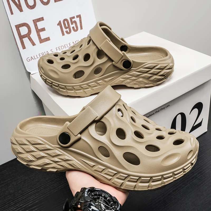 Men Solid Color One Piece Rubber Slippers Wear Resistant Flexible Sole Anti Slip Breathable Beach Shower Outdoor Footwear
Men Solid Color One Piece Rubber Slippers Wear Resistant Flexible Sole Anti Slip Breathable Beach Shower Outdoor Footwear