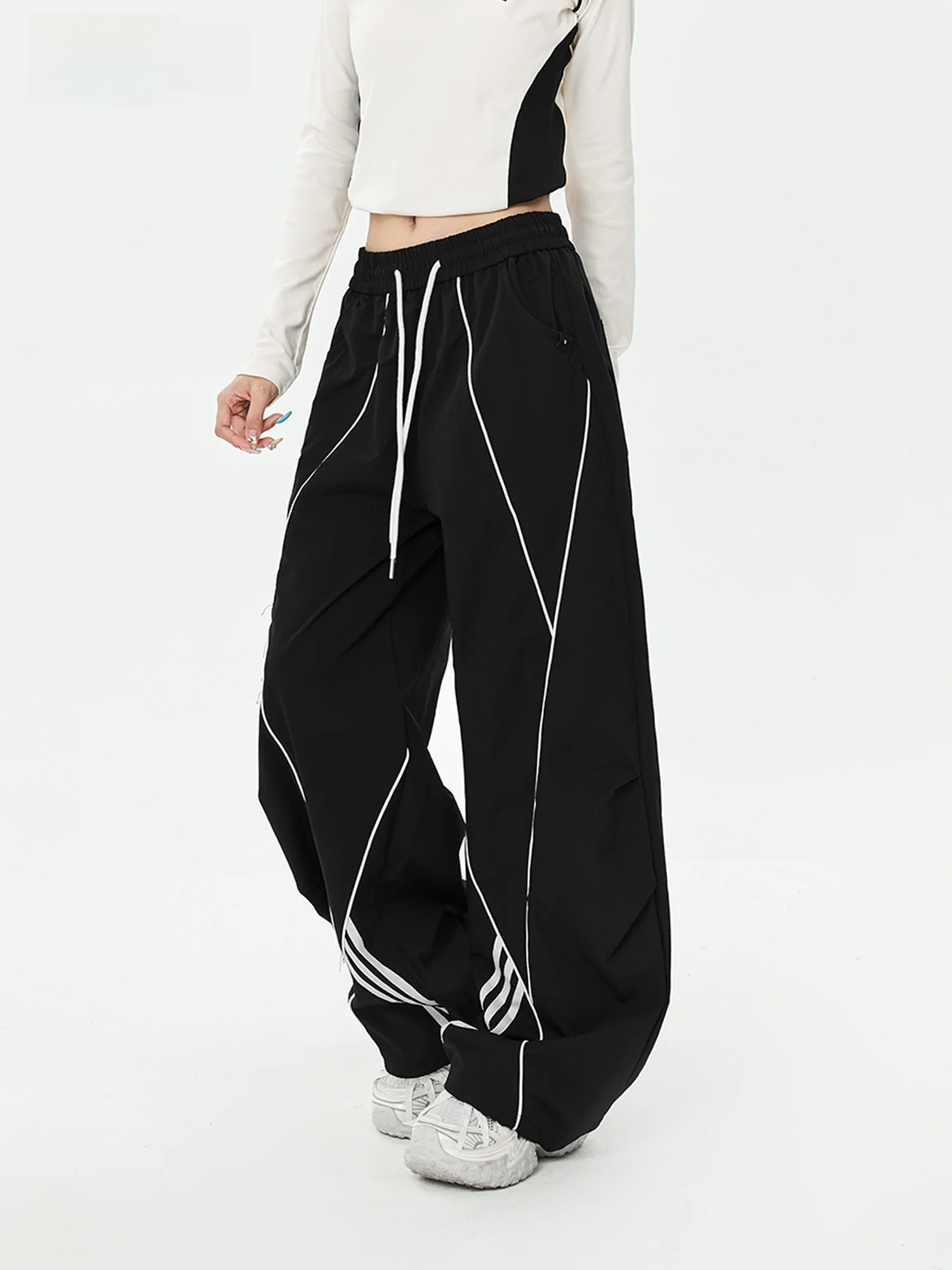 Black Casual Pants Women's Summer New Color Block Line Design Loose Trousers Street Style Cotton Polyester Fiber Straight Leg
Black Casual Pants Women's Summer New Color Block Line Design Loose Trousers Street Style Cotton Polyester Fiber Straight Leg