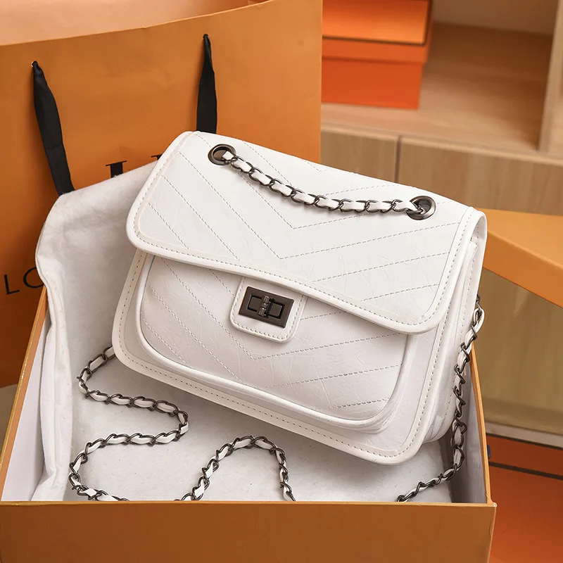 Women's 2025 Summer Trendy Chain Crossbody Bag: Embroidered Shoulder Purse - Versatile Fashion Handbag
Women's 2025 Summer Trendy Chain Crossbody Bag: Embroidered Shoulder Purse - Versatile Fashion Handbag
