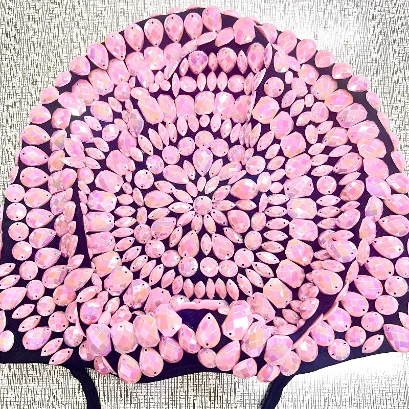Pink Ab Full Drill Bit Set Mask Customized Mysterious All-pack Headwear Cosplay Party Nightclub Stage Headdress 
Pink Ab Full Drill Bit Set Mask Customized Mysterious All-pack Headwear Cosplay Party Nightclub Stage Headdress