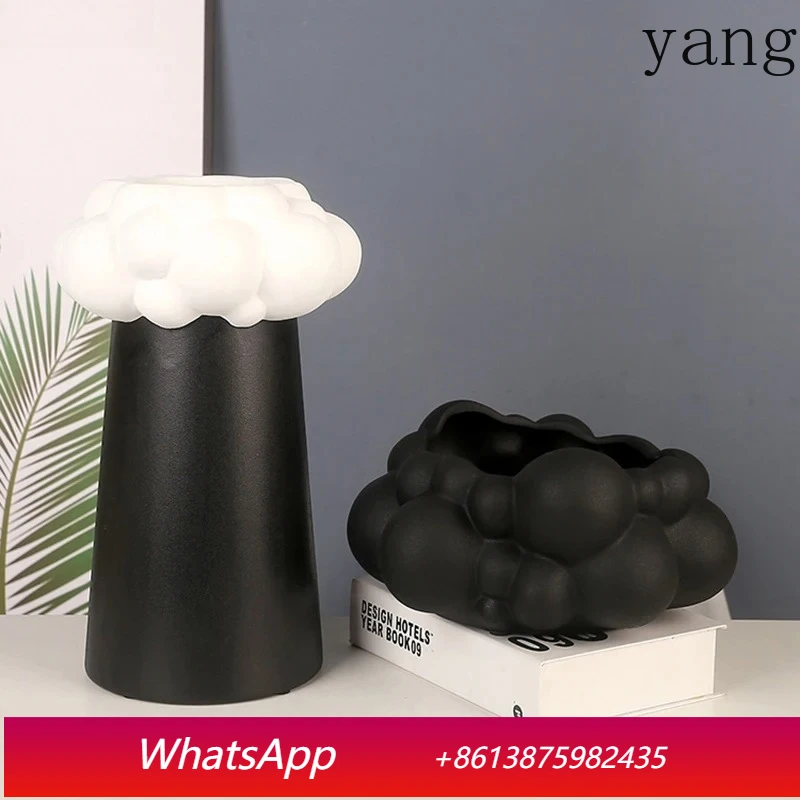 Cloud bubble shaped ceramic vase desk decoration flower arrangement cloud decoration room aesthetic decoration
Cloud bubble shaped ceramic vase desk decoration flower arrangement cloud decoration room aesthetic decoration
