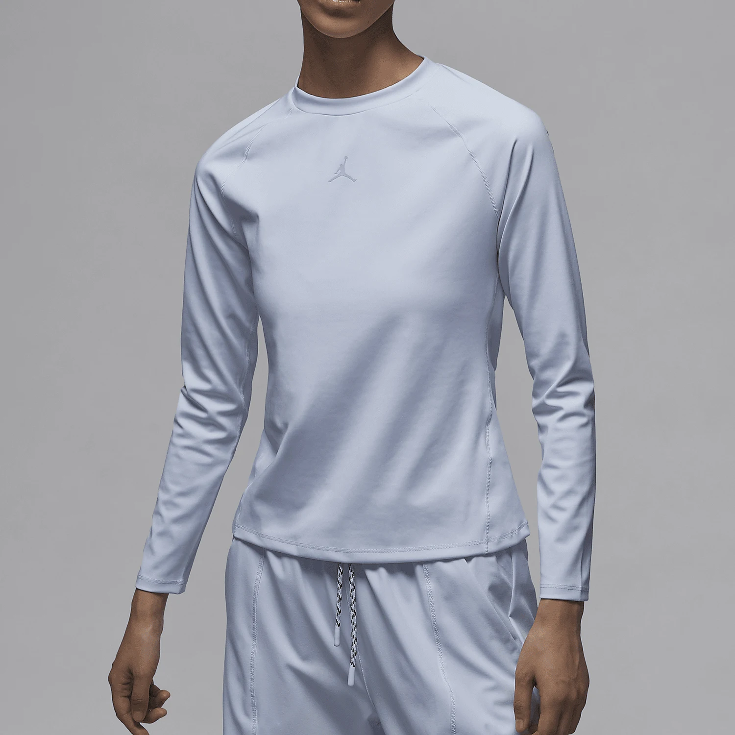 Оригинальная женская спортивная баскетбольная футболка Nike JORDAN, дышащая, повседневная, с длинными рукавами, FV6931-085
Оригинальная женская спортивная баскетбольная футболка Nike JORDAN, дышащая, повседневная, с длинными рукавами, FV6931-085