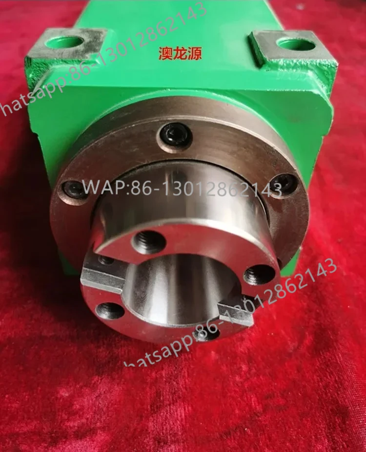 Расточные и фрезерные принадлежности портального станка с сверлильным и фрезерным станком с силовой головкой шпинделя BT40
Расточные и фрезерные принадлежности портального станка с сверлильным и фрезерным станком с силовой головкой шпинделя BT40