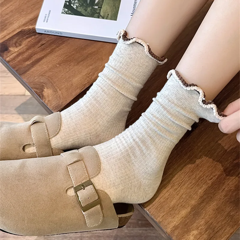 Women's Socks Korean Simple For Girl Wholesale Versatile Rolled Edge Sweet Cute Kawaii Comfortable High-quality Cotton Socks
Women's Socks Korean Simple For Girl Wholesale Versatile Rolled Edge Sweet Cute Kawaii Comfortable High-quality Cotton Socks