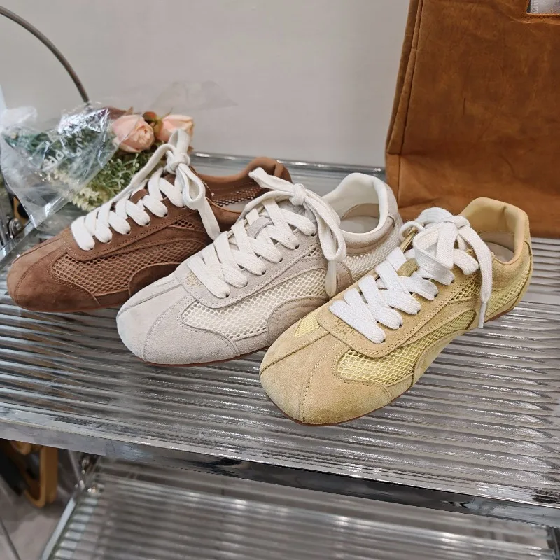 New Women's Shoes Fashion Retro Moral Training Shoes for Woman Comfortable Air Mesh Casual Sneakers Designer Shoes Zapatos Mujer
New Women's Shoes Fashion Retro Moral Training Shoes for Woman Comfortable Air Mesh Casual Sneakers Designer Shoes Zapatos Mujer
