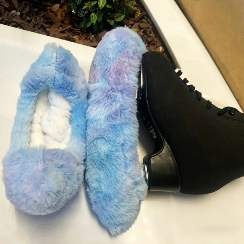 Figure Skating Soft Blade Cover Rainbow Pink Blue Bow Adult Water Absorbing Plush Rust Proof Scratch Resistant Ice Skate Guards
Figure Skating Soft Blade Cover Rainbow Pink Blue Bow Adult Water Absorbing Plush Rust Proof Scratch Resistant Ice Skate Guards