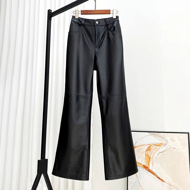 2025 Autumn New Real Leather Pants for women Sheepskin Elastic Waist Slightly Flared Pants Female Straight Slim Leather Trousers
2025 Autumn New Real Leather Pants for women Sheepskin Elastic Waist Slightly Flared Pants Female Straight Slim Leather Trousers