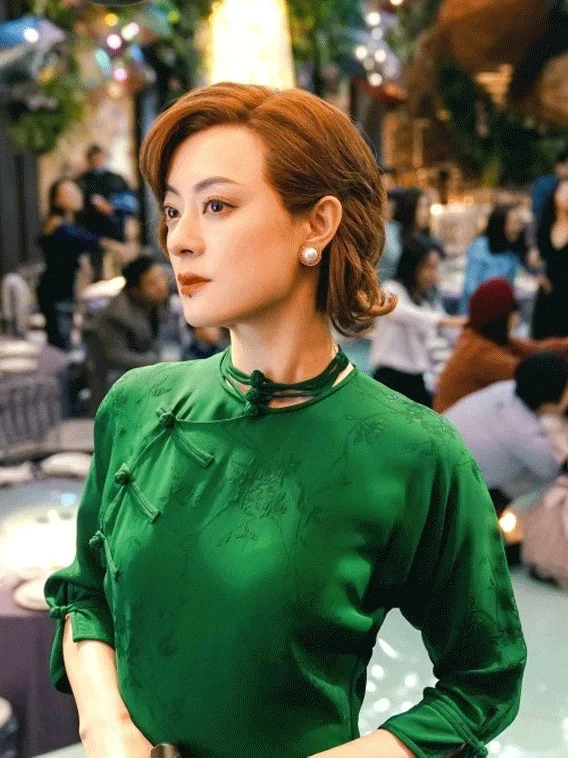 Silk Embroidered Dr Women's Modified Chinese Sle Button High End Silk Vintage Sle Mid-Length Qipao
Silk Embroidered Dr Women's Modified Chinese Sle Button High End Silk Vintage Sle Mid-Length Qipao