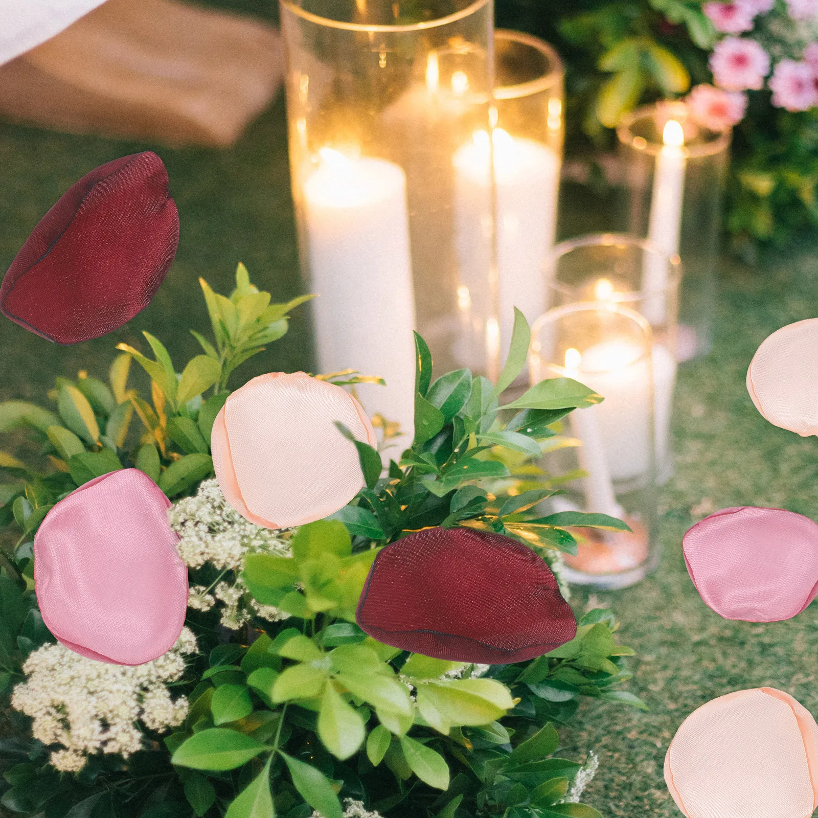 200pcs Silk Rose Petals Artificial Flowers Wedding Party Decoration LightweightRose Petals Simulation Decorations
200pcs Silk Rose Petals Artificial Flowers Wedding Party Decoration LightweightRose Petals Simulation Decorations