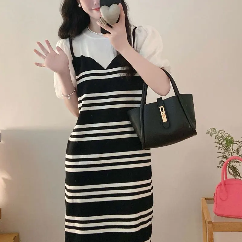 Casual Striped Patchwork Midi Dress Women's Clothing Fake Two Pieces Summer Korean Short Sleeve Fashion O-Neck Knitted Dresses
Casual Striped Patchwork Midi Dress Women's Clothing Fake Two Pieces Summer Korean Short Sleeve Fashion O-Neck Knitted Dresses