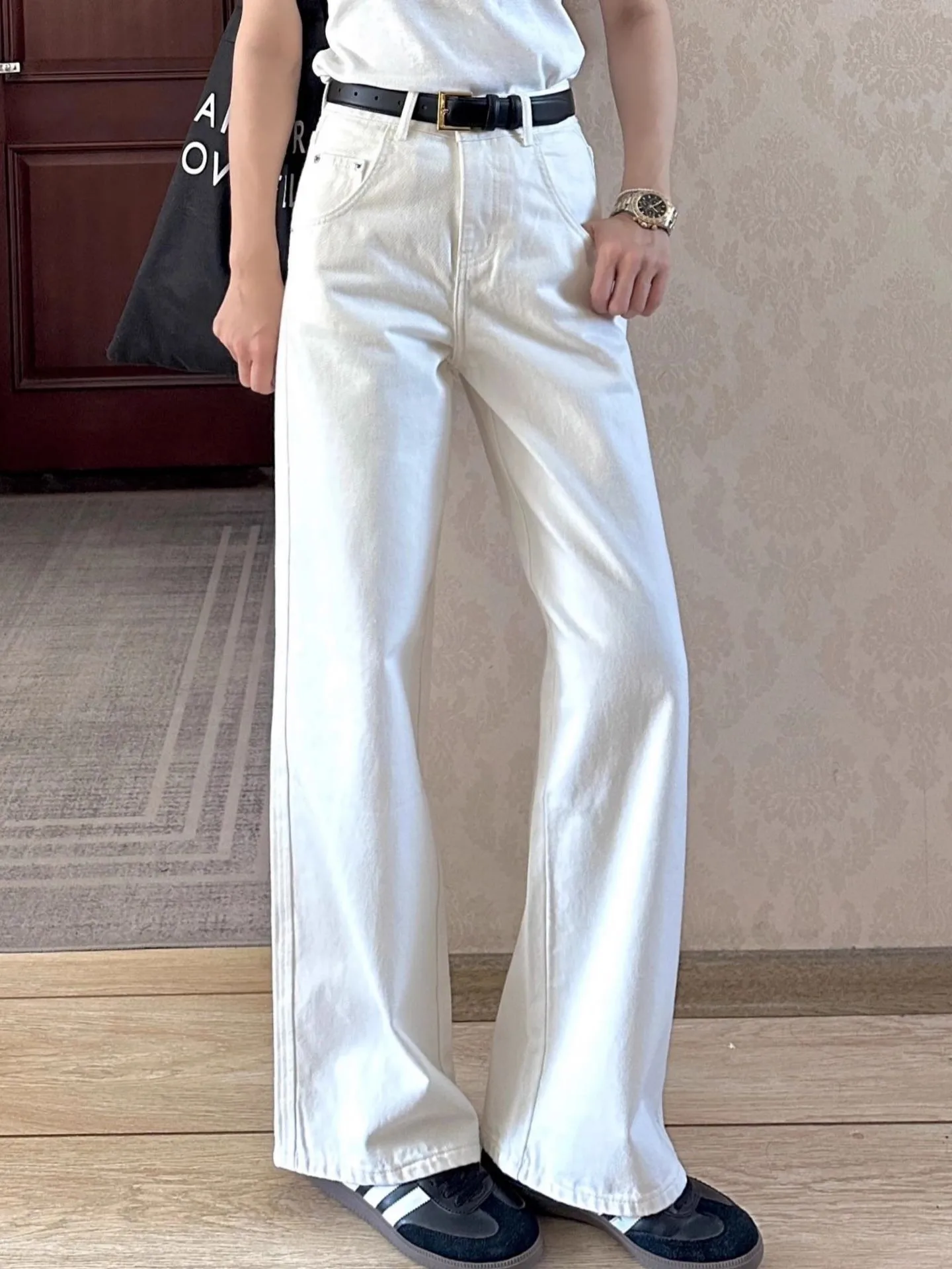 ZHISILAO White Straight Jeans Women Classic Vintage Wide Leg Full Length Denim Pants Streetwear 2024
ZHISILAO White Straight Jeans Women Classic Vintage Wide Leg Full Length Denim Pants Streetwear 2024