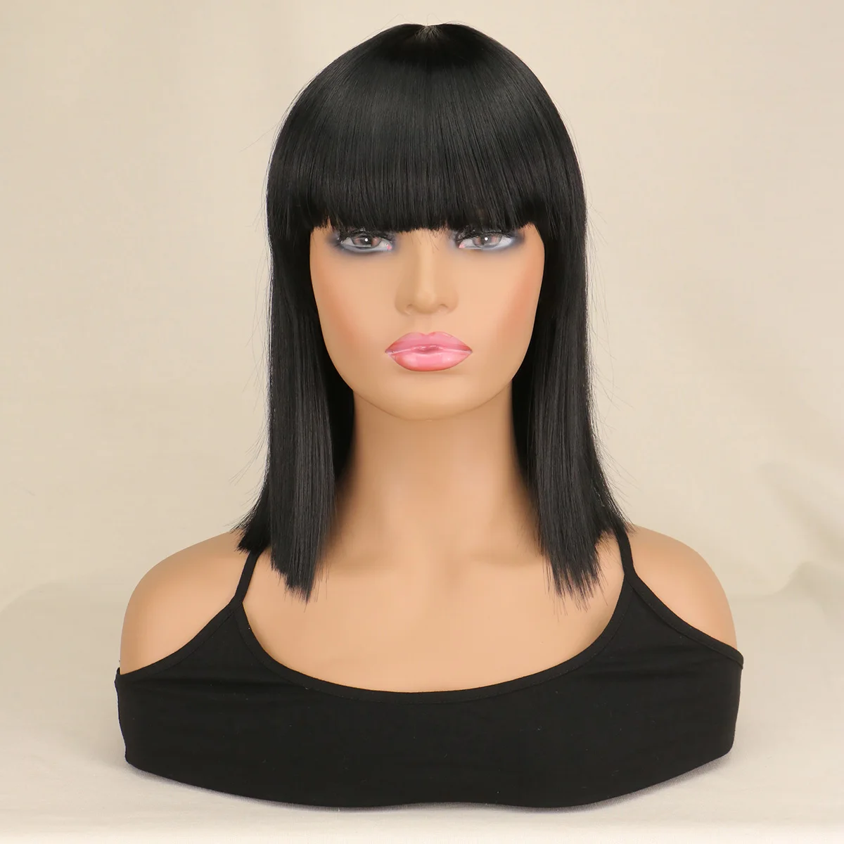 Women Short Black Synthetic Wig Natural Look Black Short Straight Hair Wigs for Women Synthetic Heat Resistant Wigs Daily Party
Women Short Black Synthetic Wig Natural Look Black Short Straight Hair Wigs for Women Synthetic Heat Resistant Wigs Daily Party