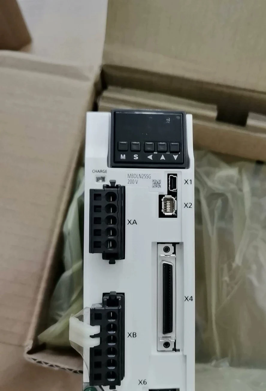 Servo driver MBDLN25SE/MBDLT25SF MBDLN25SG SL SM, pre-auction negotiation
Servo driver MBDLN25SE/MBDLT25SF MBDLN25SG SL SM, pre-auction negotiation