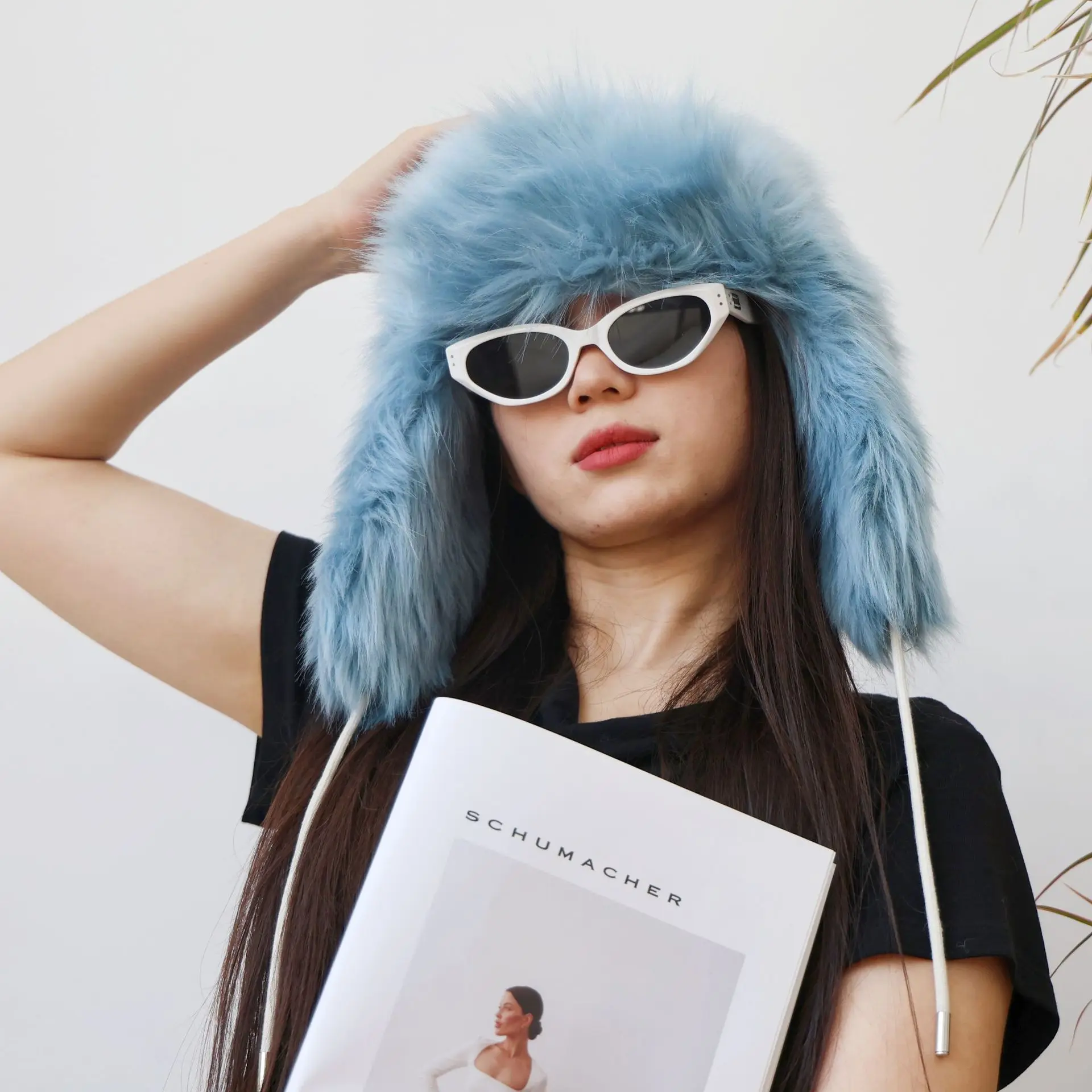 Women s Cozy Faux Fur Beanie with Stylish Color Block Design for Cold Weather Adventures and Outdoor Fun 
Women s Cozy Faux Fur Beanie with Stylish Color Block Design for Cold Weather Adventures and Outdoor Fun