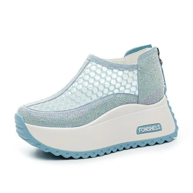 Ботильоны из микрофибры 8 см, сандалии, женская обувь, массивные кроссовки на платформе с полой молнией, модные летние блестящие сандалии на танкетке
Ботильоны из микрофибры 8 см, сандалии, женская обувь, массивные кроссовки на платформе с полой молнией, модные летние блестящие сандалии на танкетке