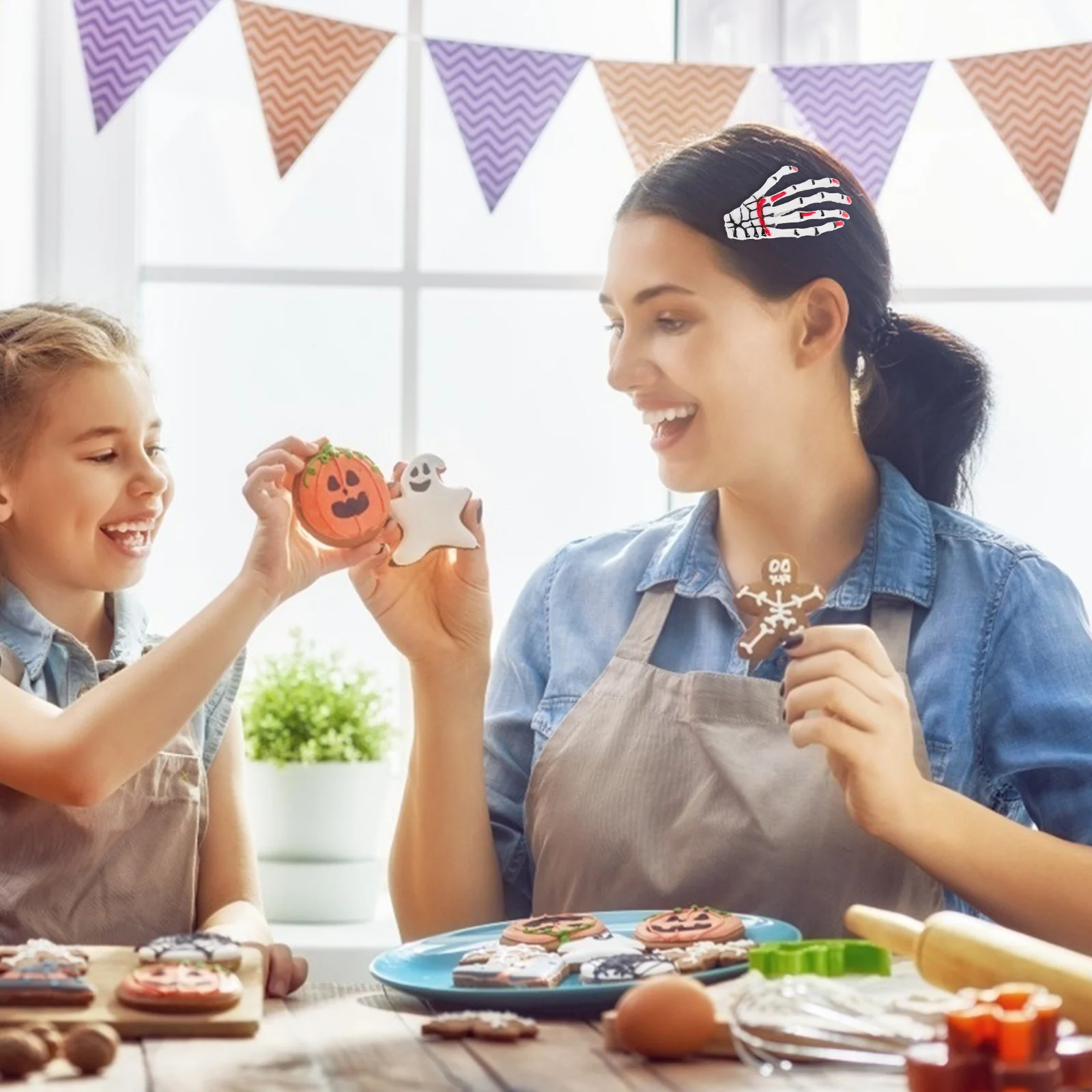 6pcs Hand Hair Clip Halloween Bone Barrette Costume Accessory Party Wear Easy Remove Fun Decoration For All Ages
6pcs Hand Hair Clip Halloween Bone Barrette Costume Accessory Party Wear Easy Remove Fun Decoration For All Ages