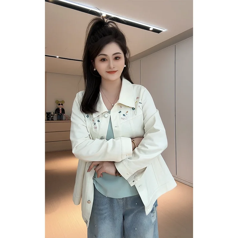 Весенняя модная джинсовая куртка с тяжелой вышивкой, женская, свободного кроя, с длинными рукавами, короткое пальто, 100% хлопок, однотонная, H625Z039
Весенняя модная джинсовая куртка с тяжелой вышивкой, женская, свободного кроя, с длинными рукавами, короткое пальто, 100% хлопок, однотонная, H625Z039