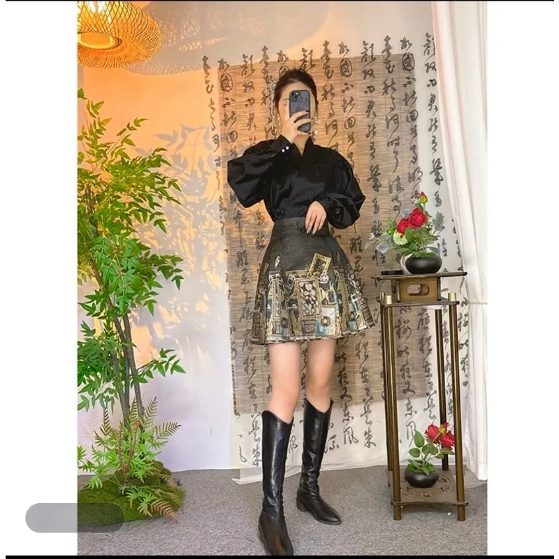 Ming Dynasty Hanfu Mamianqun Short Skirt Gold Weaving Jacquard Brocade Chinese Style Versatile Half Skirt
Ming Dynasty Hanfu Mamianqun Short Skirt Gold Weaving Jacquard Brocade Chinese Style Versatile Half Skirt