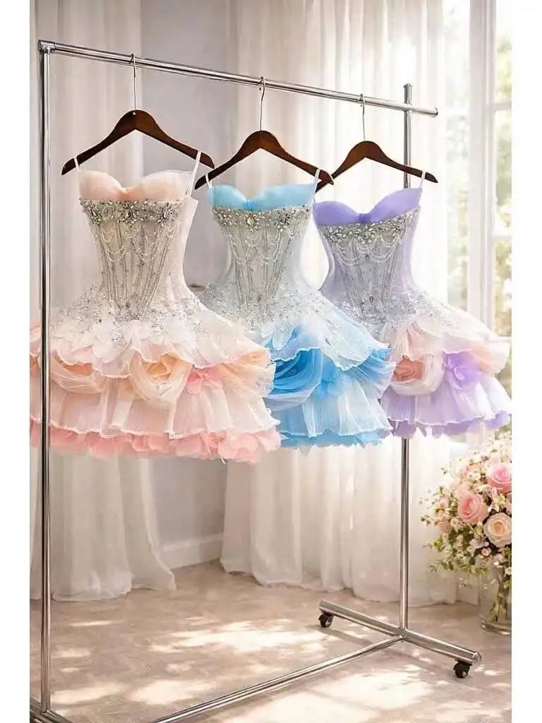 Light Blue Handmade Sweetheart Short Prom Dress Sparkly Rhinestone Appliques Homecoming Gown Princess Puffy Birthday Party Dress
Light Blue Handmade Sweetheart Short Prom Dress Sparkly Rhinestone Appliques Homecoming Gown Princess Puffy Birthday Party Dress