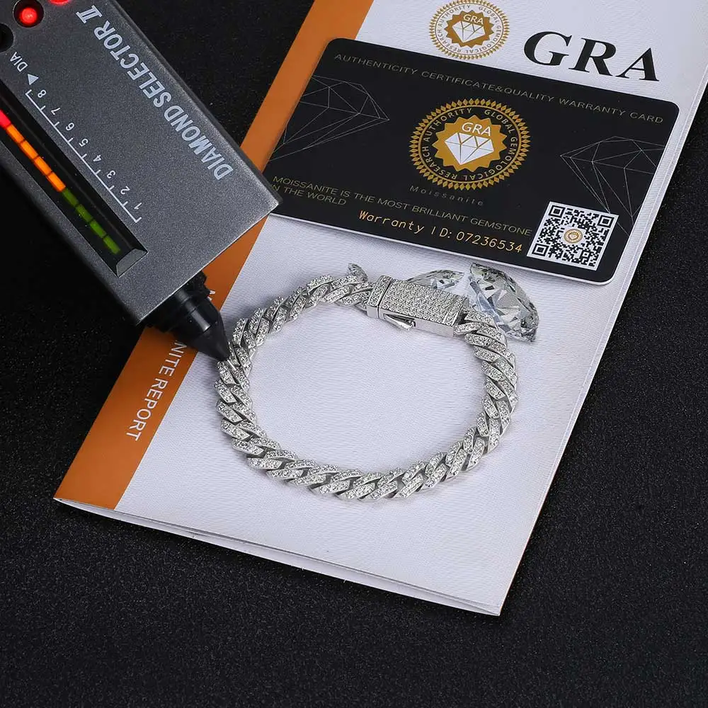 Premium Quality 925 Silver VVS Moissanite Pass Diamond Tester Cuban Chain 8mm Hip Hop Rhomboid Design Bracelet For Women
Premium Quality 925 Silver VVS Moissanite Pass Diamond Tester Cuban Chain 8mm Hip Hop Rhomboid Design Bracelet For Women