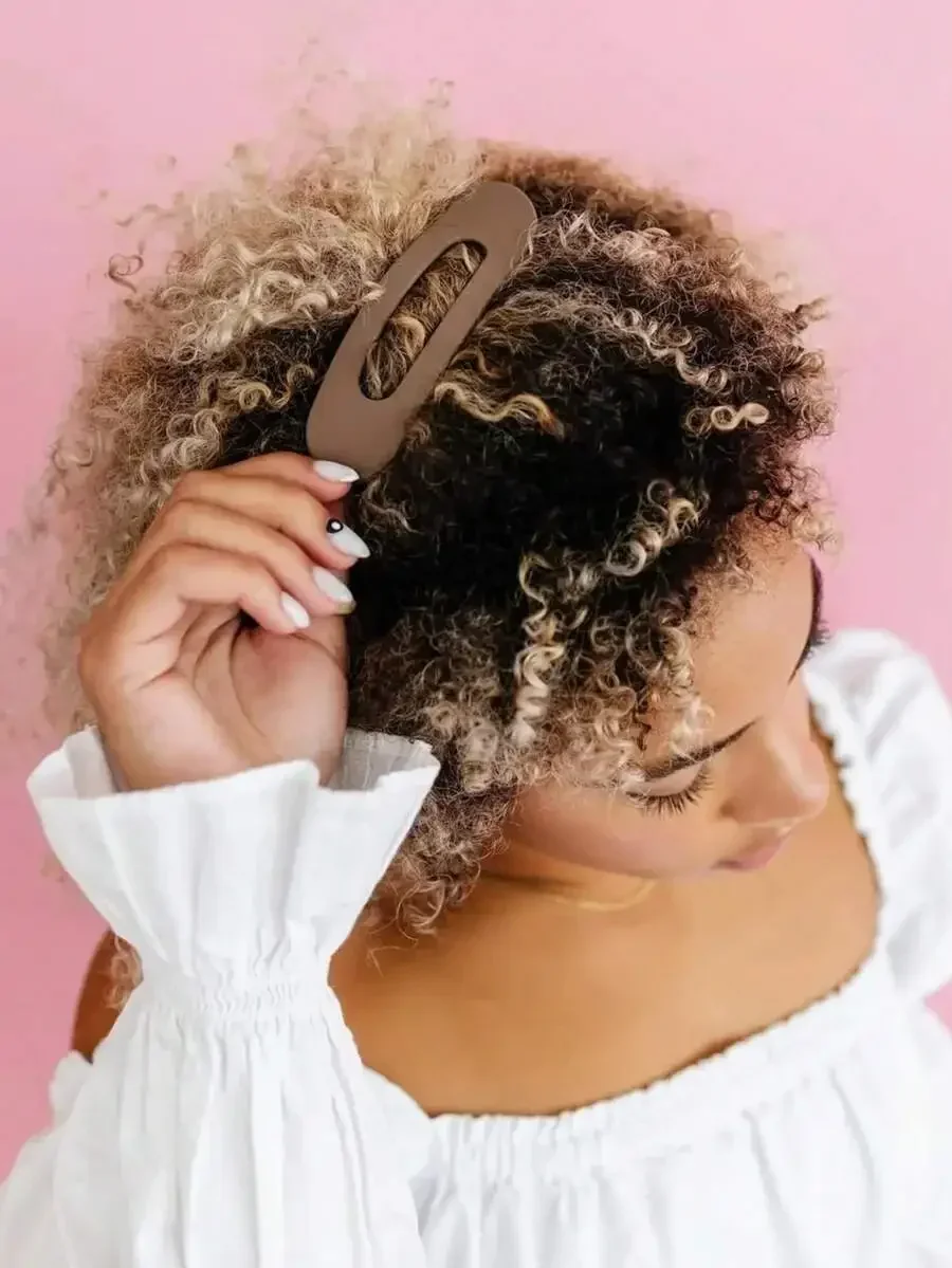 4pcs Womens Non-Slip Flat Large Lightweight Plastic Hair Clips In Black White Khaki Brown For Daily Casual Work Makeup
4pcs Womens Non-Slip Flat Large Lightweight Plastic Hair Clips In Black White Khaki Brown For Daily Casual Work Makeup