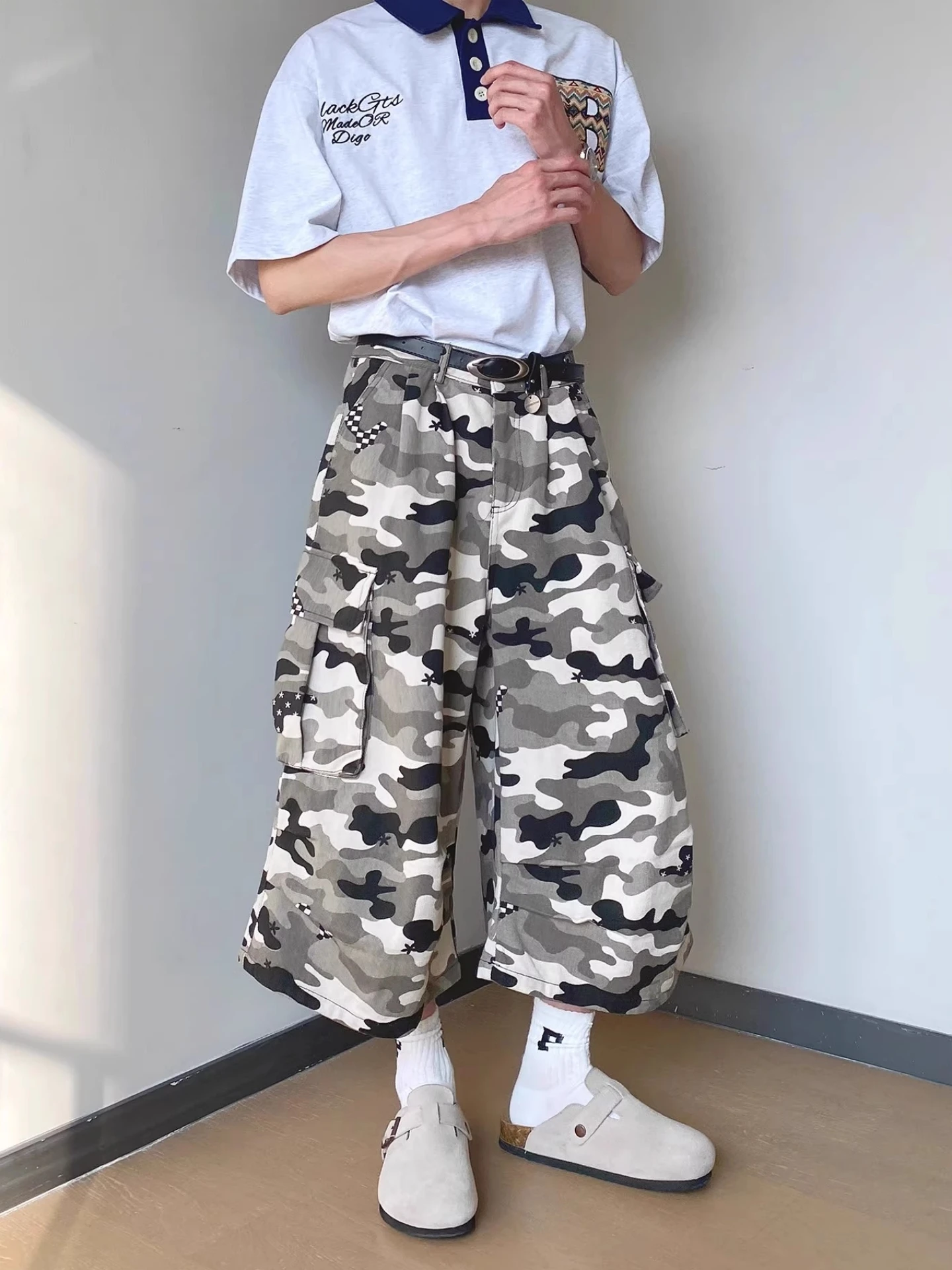 American Retro Camouflage Work Pants Loose Straight Leg Seven-Foot Jeans Casual Pants Summer for Men And Women
American Retro Camouflage Work Pants Loose Straight Leg Seven-Foot Jeans Casual Pants Summer for Men And Women