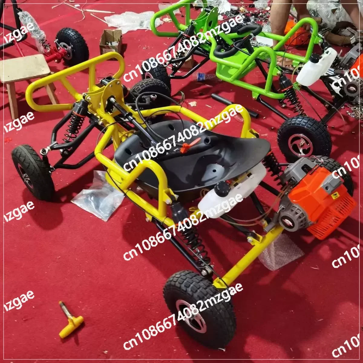 63CC Two-Stroke Mini Dune Buggy, Four-Wheel Off-Road Go-Kart for Mountain and Outdoor Drifting Fun
63CC Two-Stroke Mini Dune Buggy, Four-Wheel Off-Road Go-Kart for Mountain and Outdoor Drifting Fun