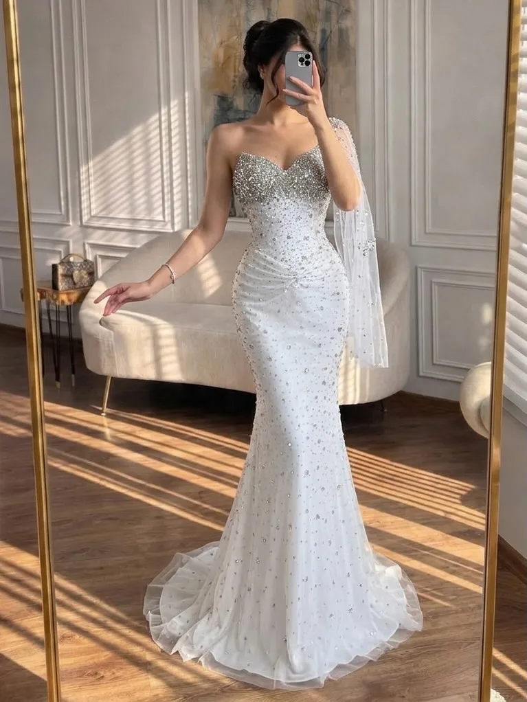 Aunber Sparkling Mermaid Prom Dresses Sweetheart One Shoulder Full of Rhinestones Ribbon Exquisite Occasion Gowns Customized
Aunber Sparkling Mermaid Prom Dresses Sweetheart One Shoulder Full of Rhinestones Ribbon Exquisite Occasion Gowns Customized