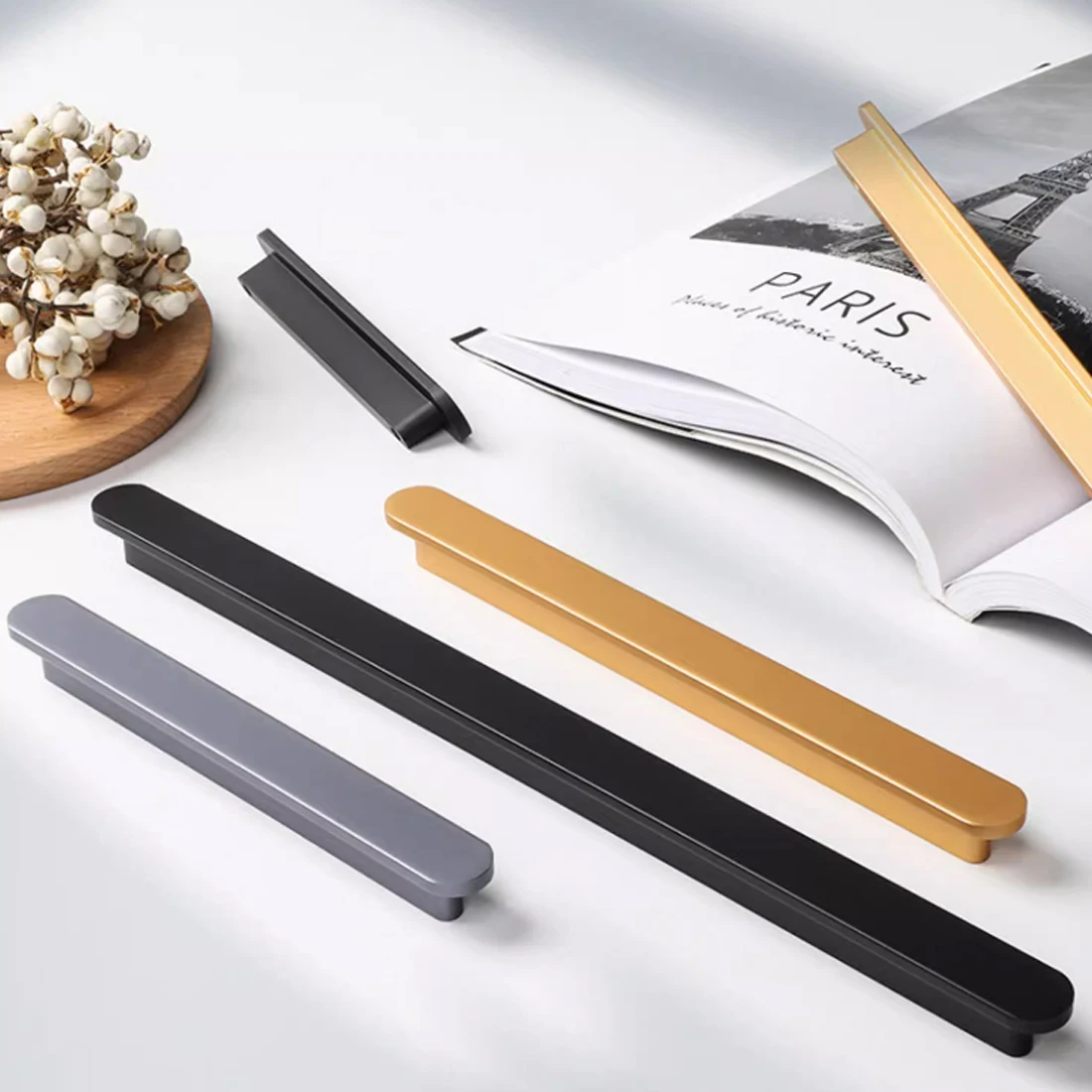 1Pcs 45~400mm Rounded Corner Cabinet Handle Light Luxury Gold Aluminum Alloy Solid Handle Drawer Clothes Cabinet Door Handle
1Pcs 45~400mm Rounded Corner Cabinet Handle Light Luxury Gold Aluminum Alloy Solid Handle Drawer Clothes Cabinet Door Handle